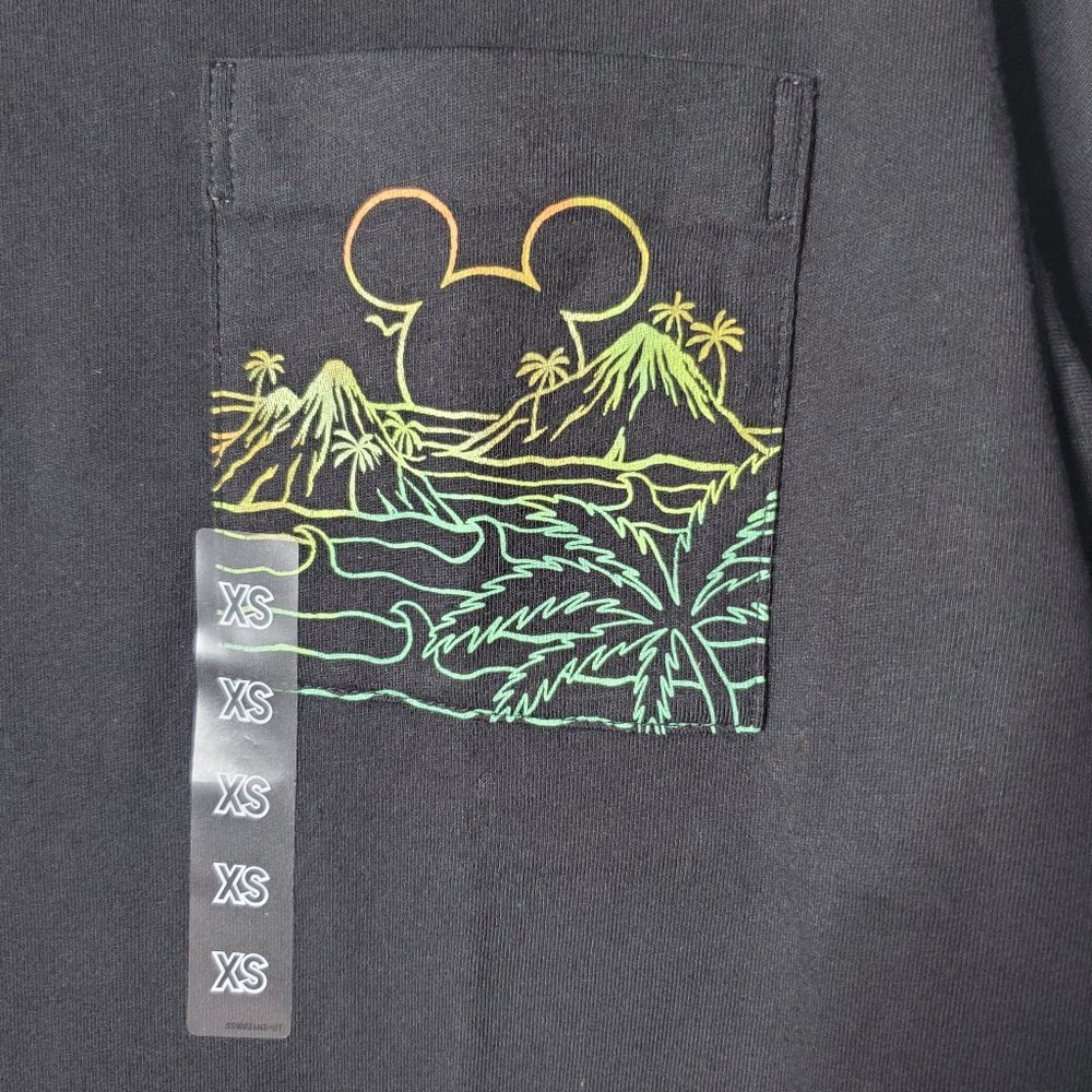 Uniqlo Mickey Aloha Short Sleeve Tee - Picture 3 of 7